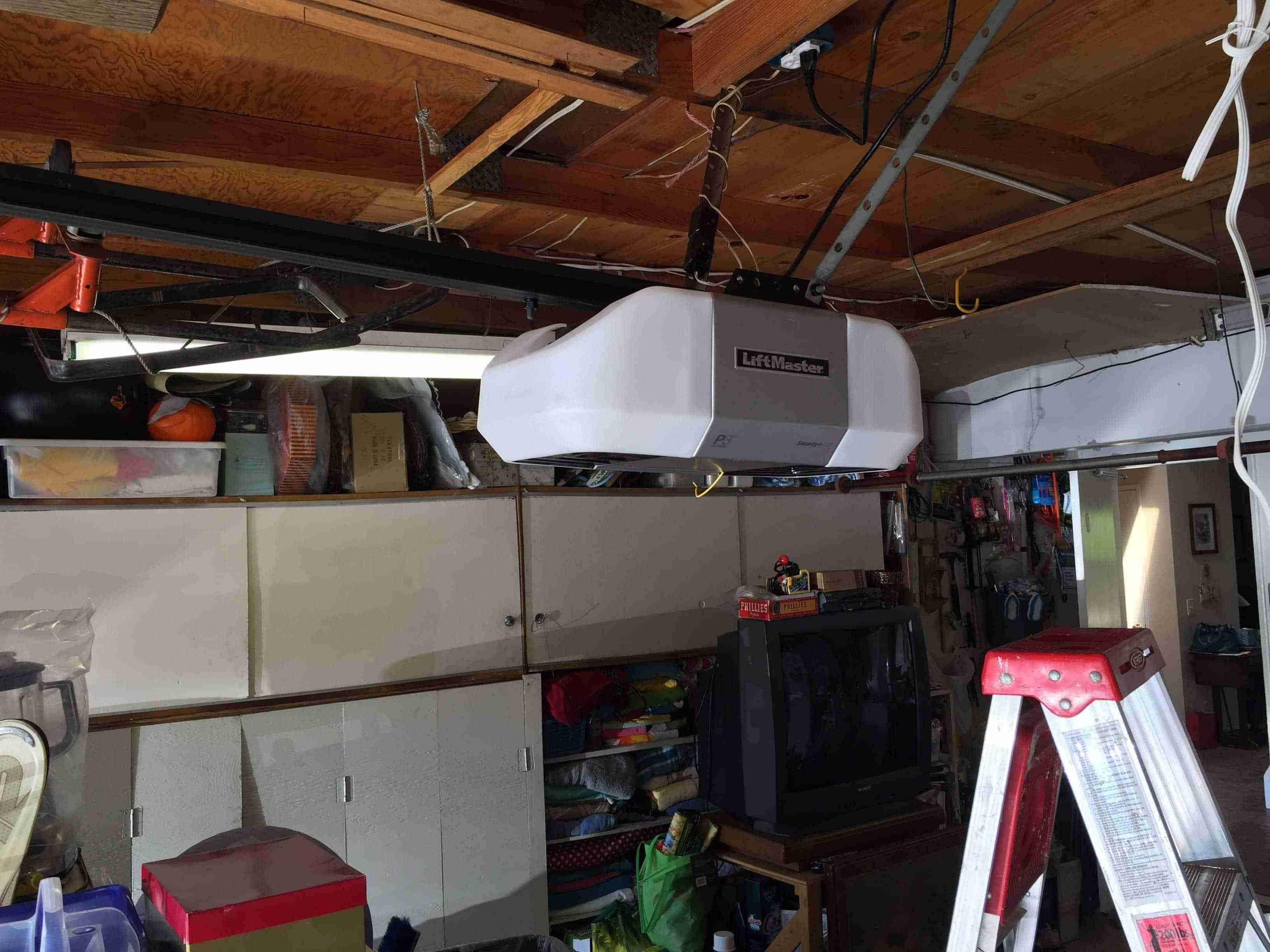 Hawthorne Garage Door Repair, Installation & Replacement