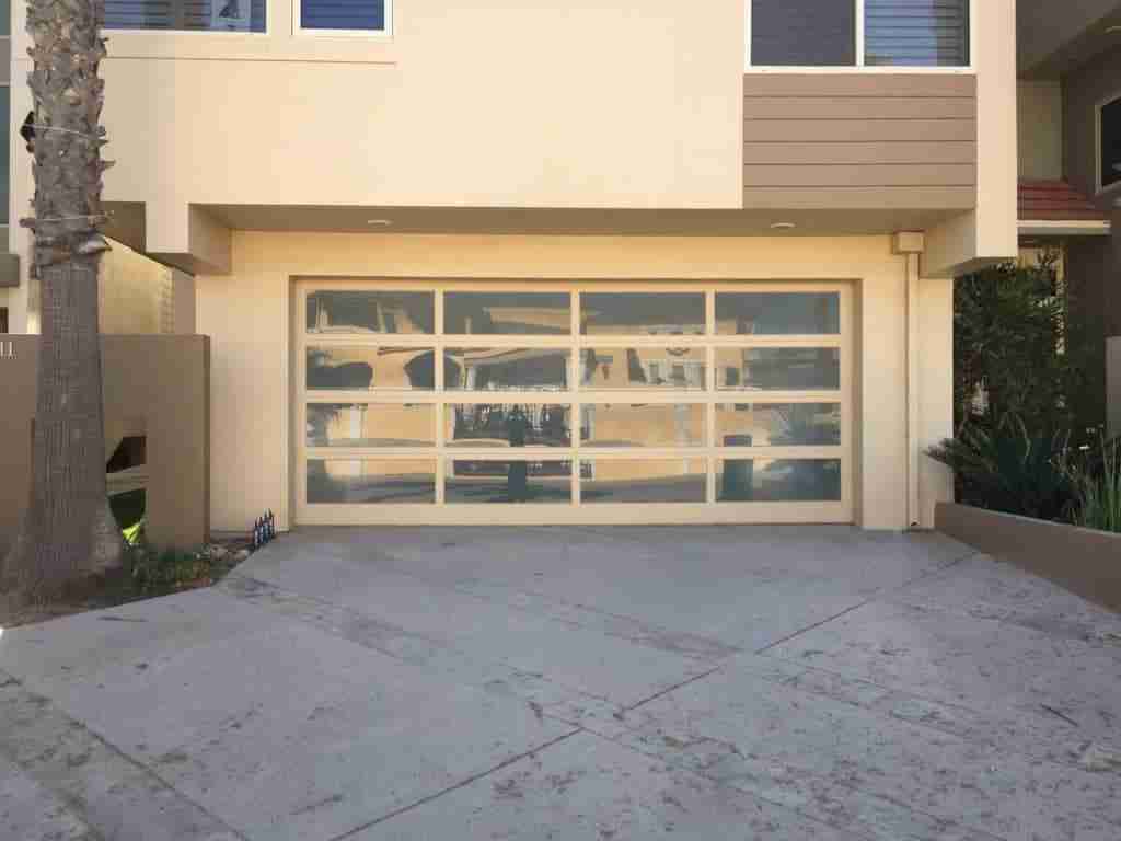 Millbrae Garage door repair and replacement
